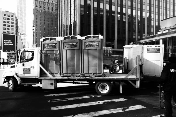 Best Portable toilet rental cost  in Los Molinos, CA